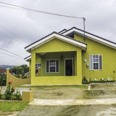 N2N Suites - Ochio Rios Vacation Home Ocho Rios Zewnętrze zdjęcie
