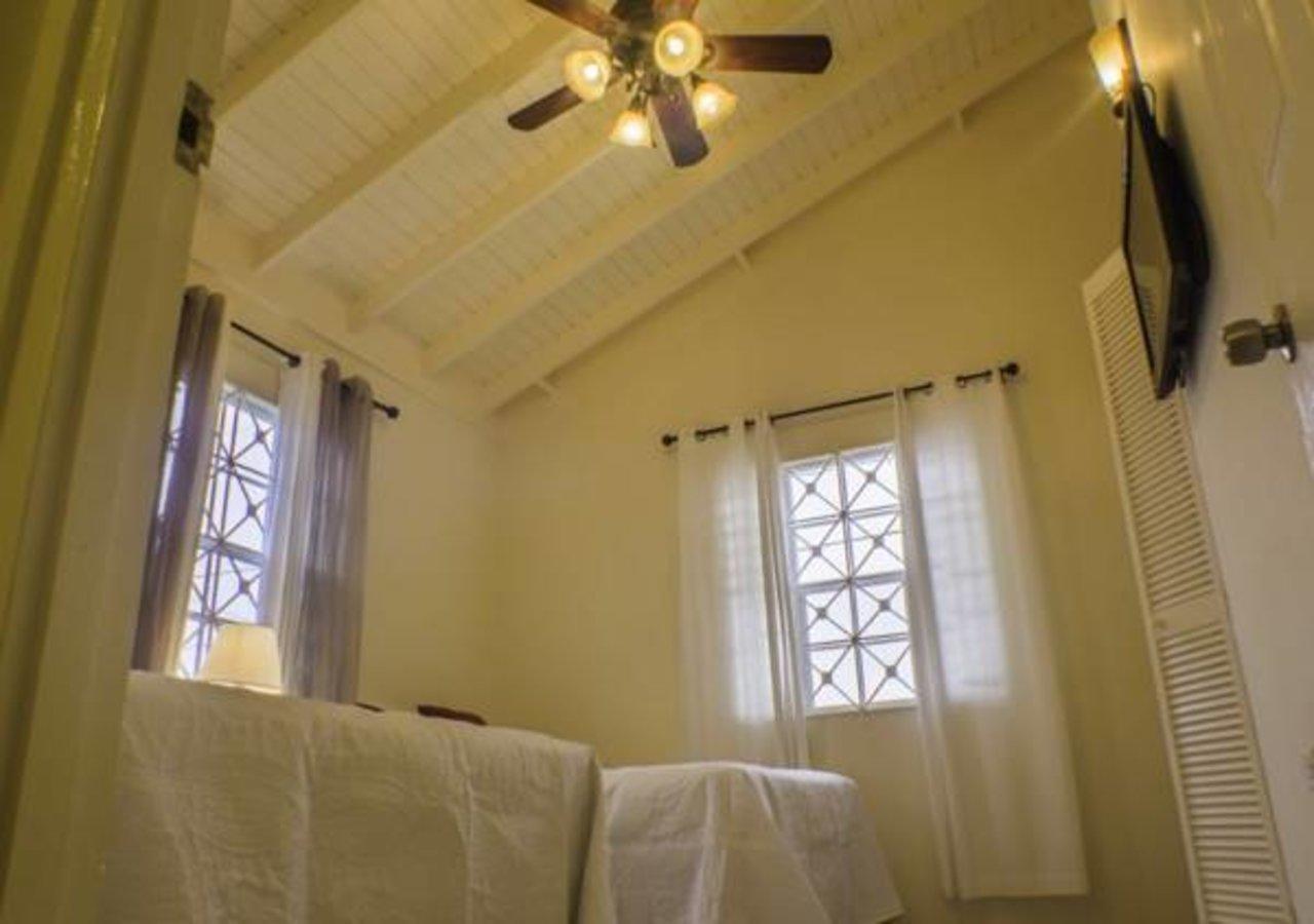 N2N Suites - Ochio Rios Vacation Home Ocho Rios Zewnętrze zdjęcie