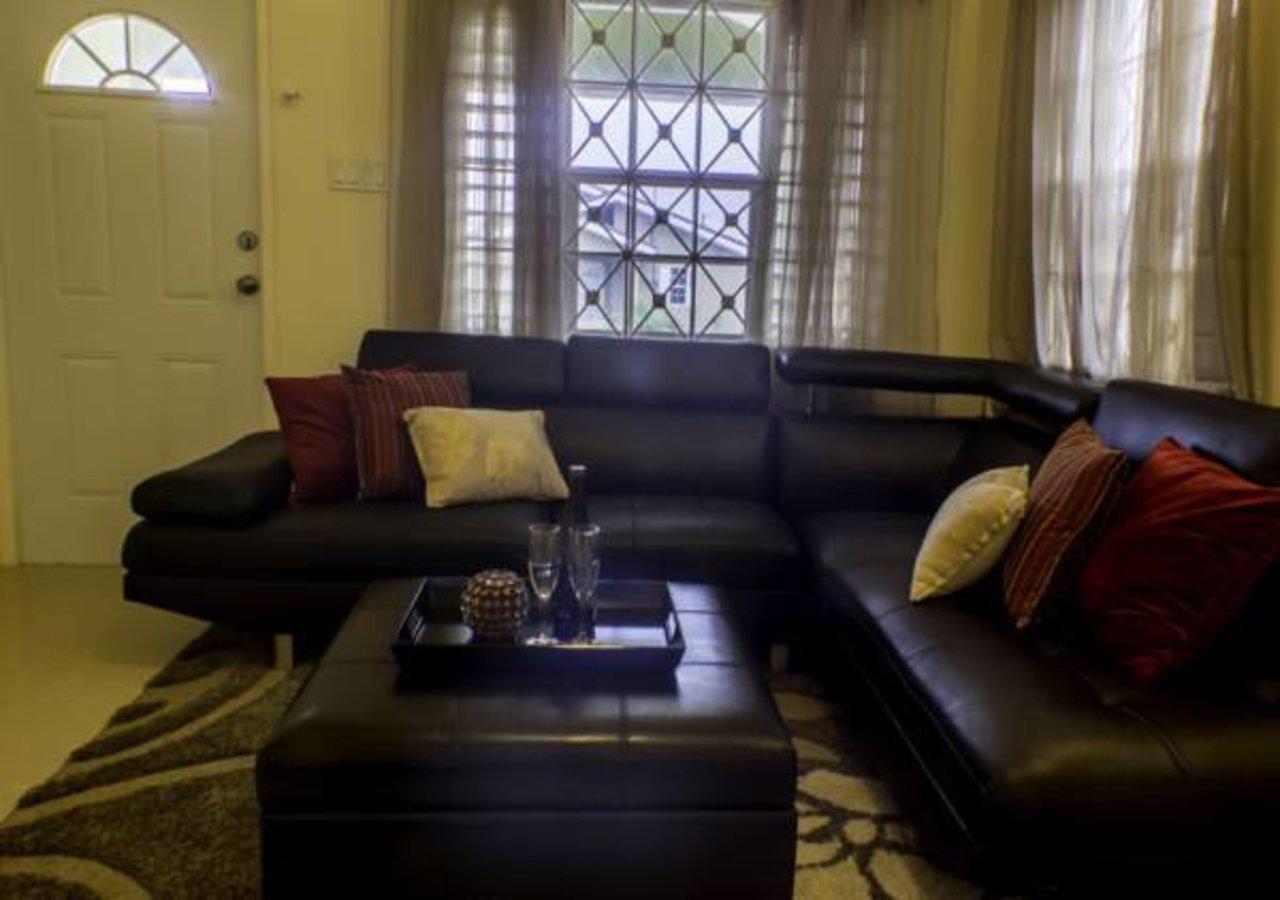N2N Suites - Ochio Rios Vacation Home Ocho Rios Zewnętrze zdjęcie